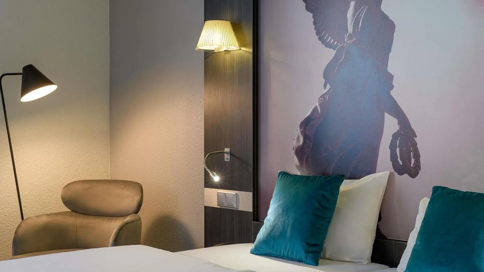 Mercure Hotel Hannover City 4*,