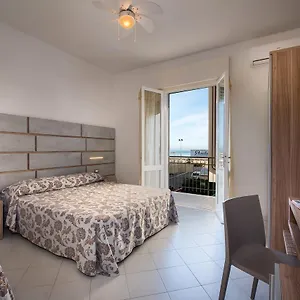 Vallechiara 2*, Lido Di Savio Italia